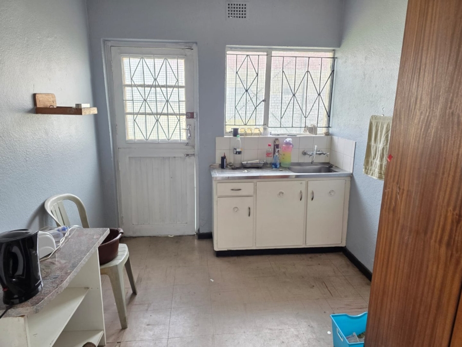 Commercial Property for Sale in Ravensmead Western Cape